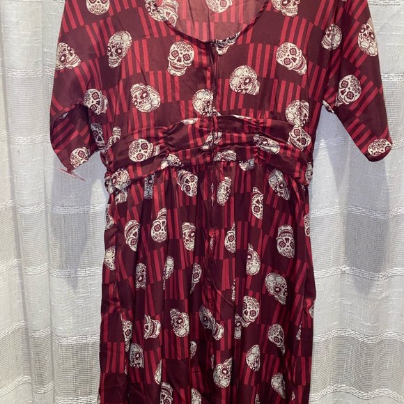 Skull Dress - Picture 7 of 8